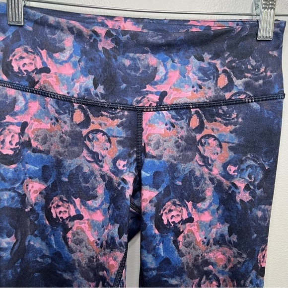Lululemon  Wunder Under Moody Mirage Berry Blue Floral Legging Sz 4 Essential - Picture 4 of 8
